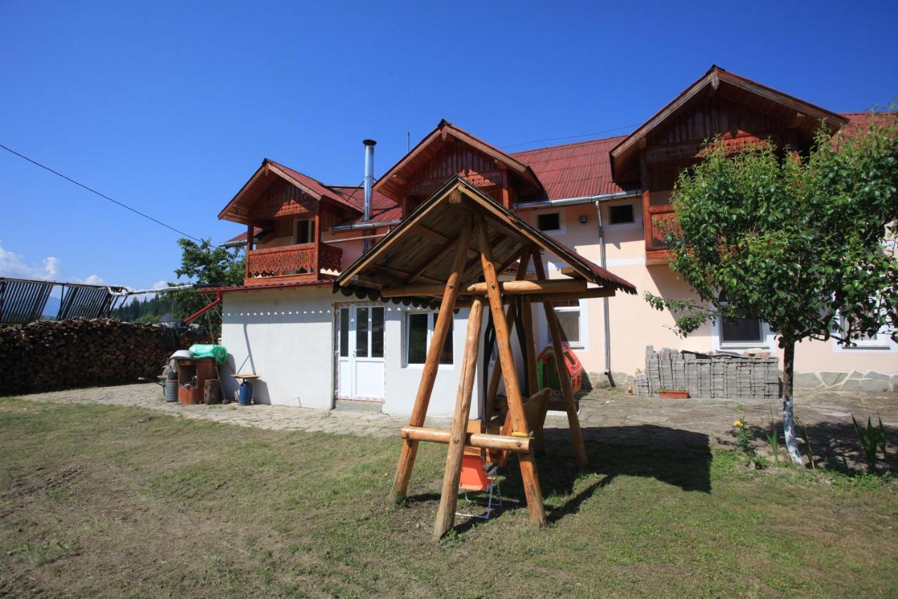 Pensiunea Paradiso Poiana Teiului ภายนอก รูปภาพ