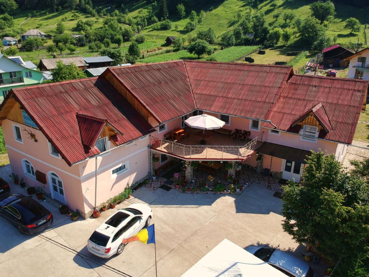 Pensiunea Paradiso Poiana Teiului ภายนอก รูปภาพ